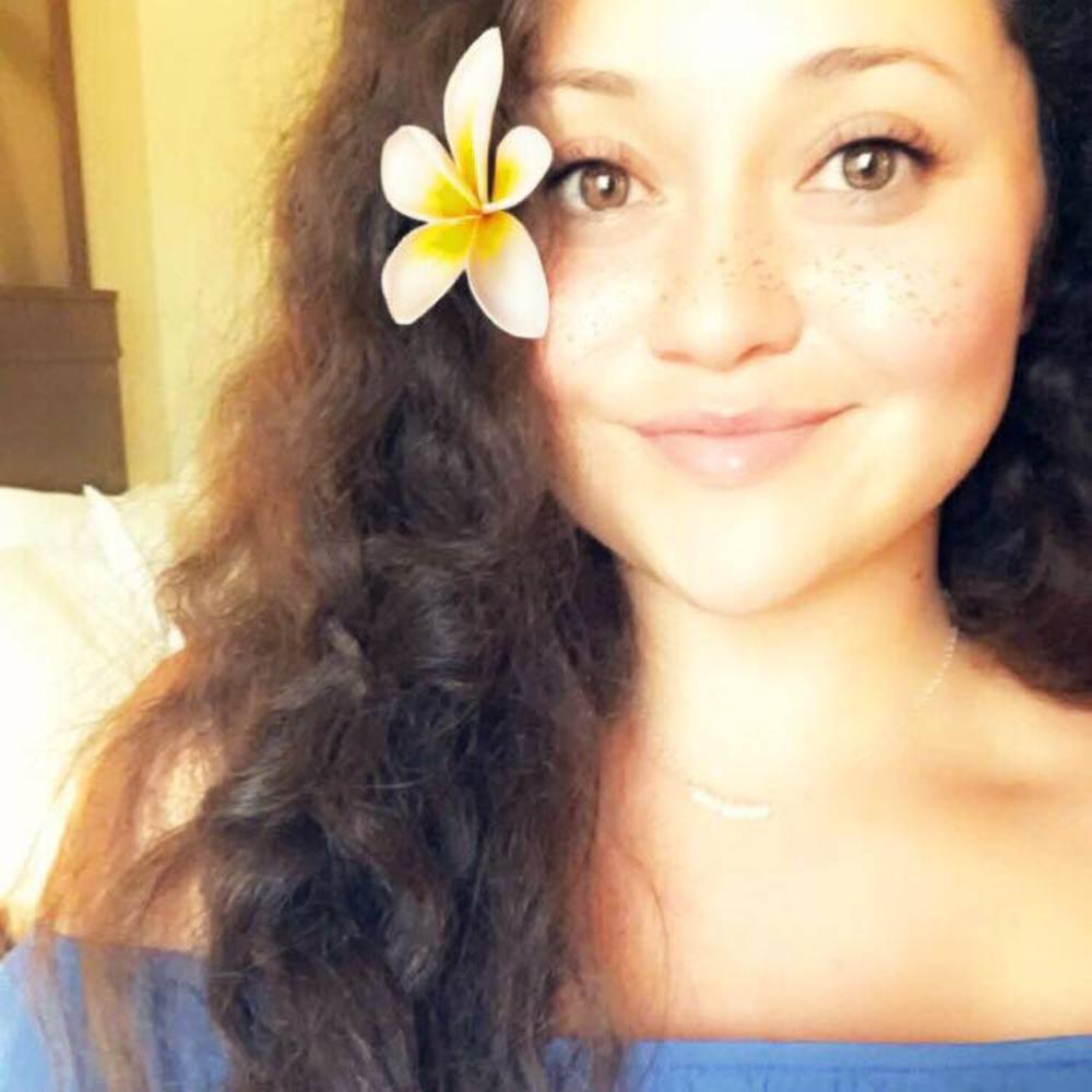 Meet your Posher, Marcela